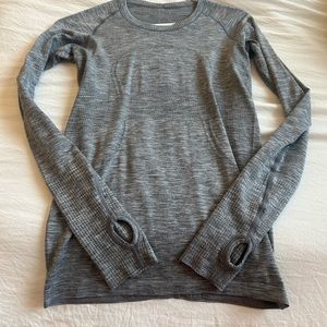 Grey lululemon swiftly tech